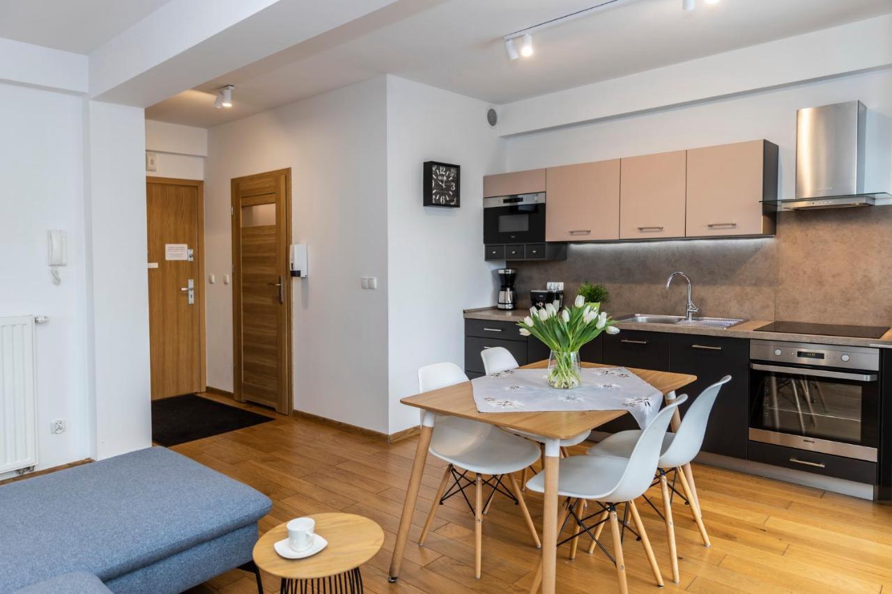 Udanypobyt Apartamenty Tuwima Zakopane Ngoại thất bức ảnh