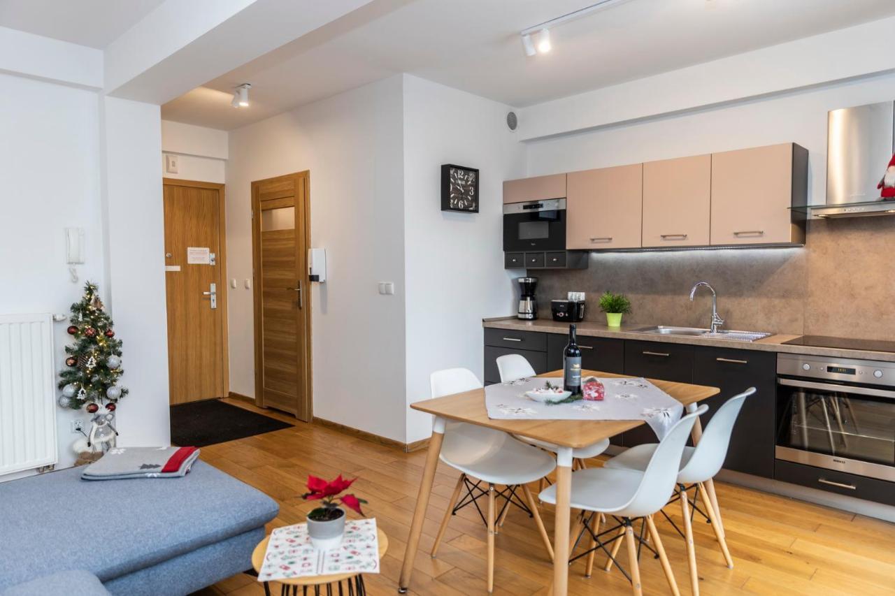 Udanypobyt Apartamenty Tuwima Zakopane Ngoại thất bức ảnh